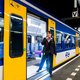 Vreselijk, die stijlbloempjes en al die tussenstops van de omroepstem van de NS