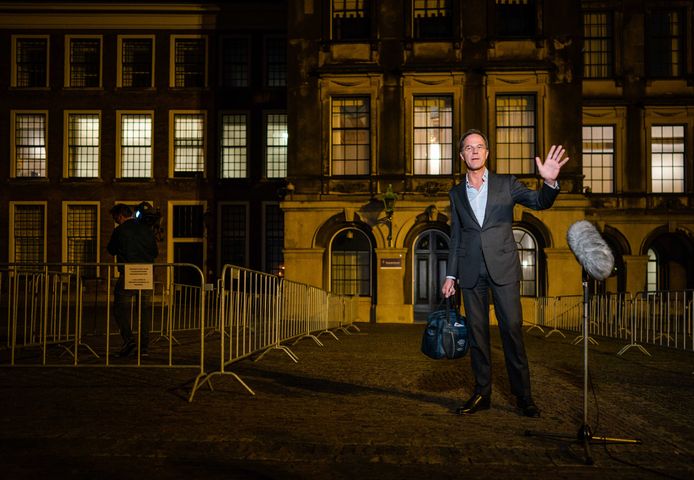 Mark Rutte (VVD) na afloop van een gesprek met informateur Mariette Hamer over de kabinetsformatie.