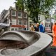 Koningin Máxima opent de eerste metalen 3D-geprinte brug ter wereld op de Oudezijds