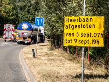 Pech voor busreizigers naar Millingen: ’s avonds verplicht uitstappen in Kekerdom door werk aan de weg