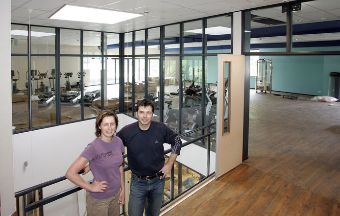 Karin en Tom Essink in april 2007 in hun toen net geopende sportcentrum in de Genneper Parken in Eindhoven.