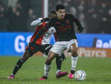 NEC kan niet stunten tegen Feyenoord, maar houdt met tien man schade beperkt 