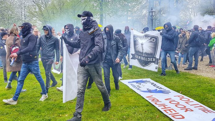 Defend-groepen uit meerdere delen van het land eerder dit jaar bij een demonstratie in Amersfoort.