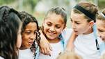 Week tegen Pesten: wat bepaalt of je kind populair is op school en hoe kan je als ouder daarbij helpen?
