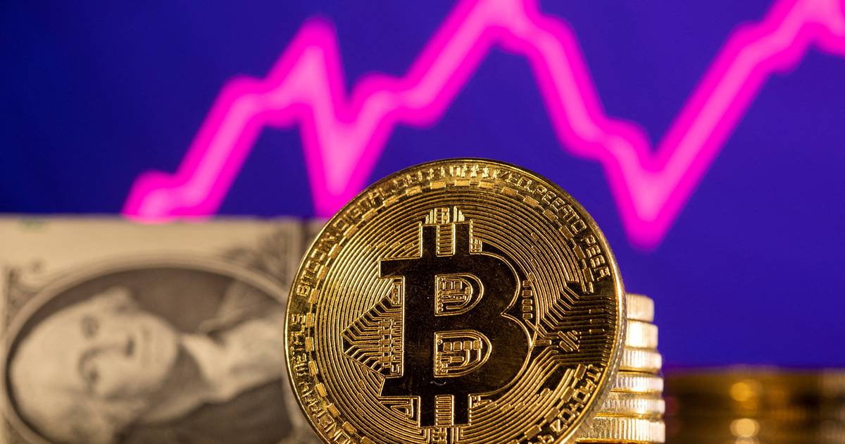 Bitcoin price is approaching $40,000: already up 130 percent this year