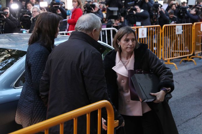 Carme Forcadell bij haar aankomst aan het gerechtshof in Madrid.