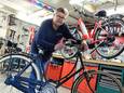 Willem-Jan van Buuren: 'De pastoorsfiets is eigenlijk de voorloper van de lage instapfiets. Vanwege de toog moest de fiets een lager frame hebben'.