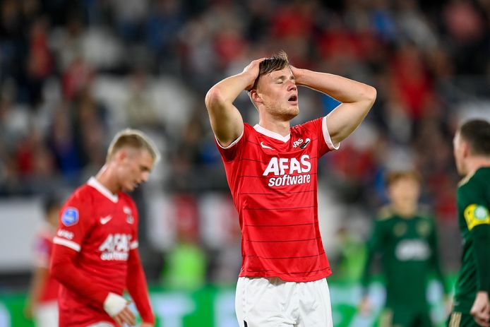 Sam Beukema baalt van dé gemiste kans op 3-1.
