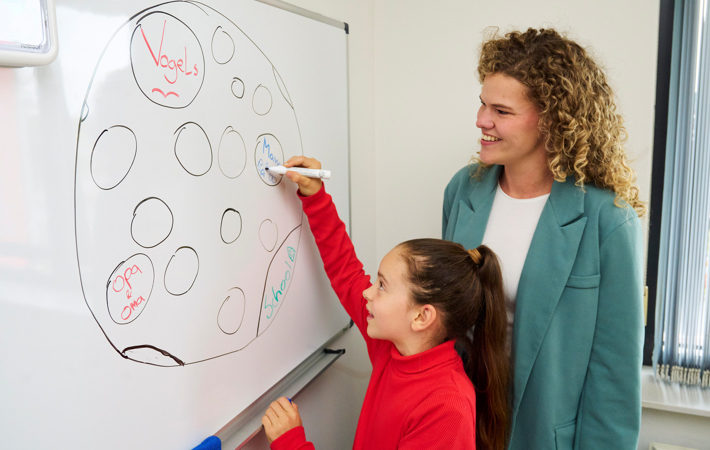 maud-10-heeft-autisme-en-krijgt-drie-keer-in-de-week-hulp-van-melina