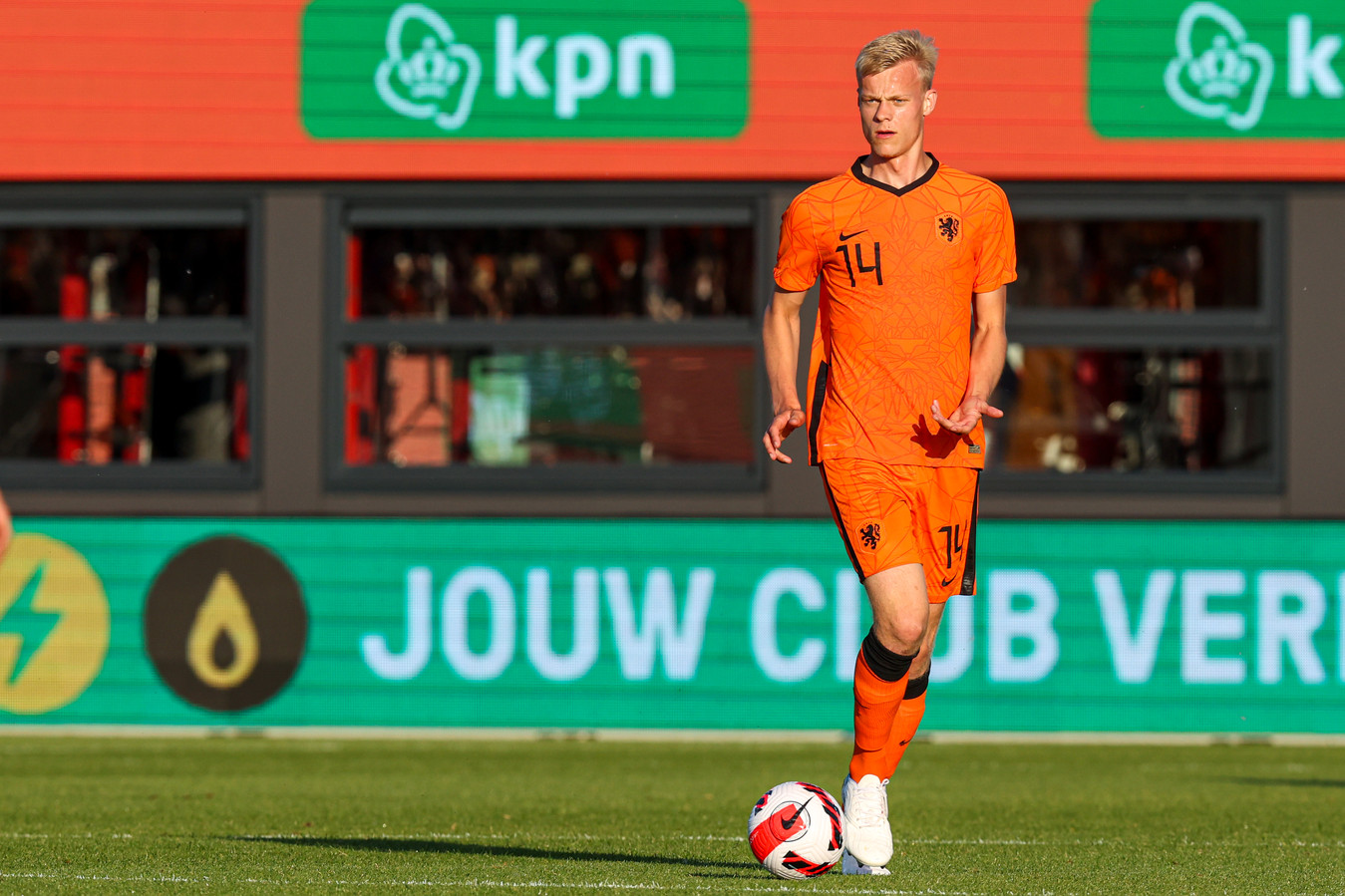 Arnemuidenaar Jan Paul van Hecke gaat mee naar het EK met Jong Oranje