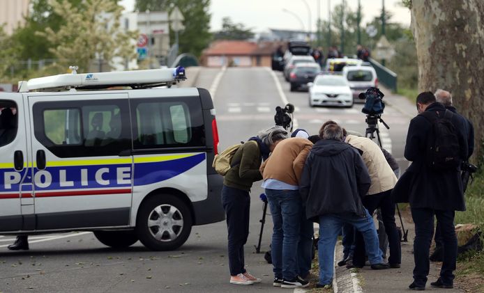 De politie houdt journalisten op afstand in Blagnac.