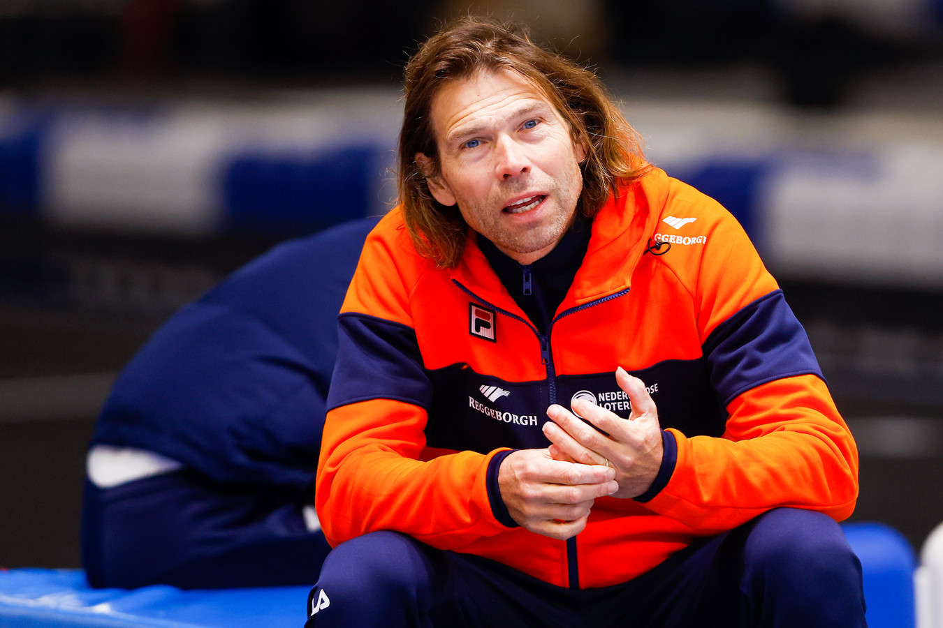 Topfitte coach Van Velde (53) kan het niet laten om zelf regelmatig mee