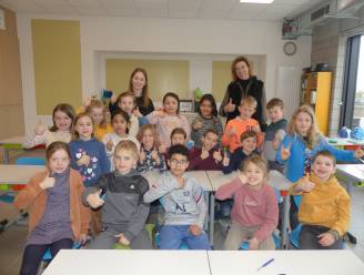 Leerlingen VBS Eke nemen intrek in nieuwbouw: “Zonder hulp van de leerlingen, ouders en leerkrachten was dit nooit gelukt”