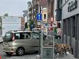 Geraardsbergen: De wagen kwam tot stilstand op he terras.