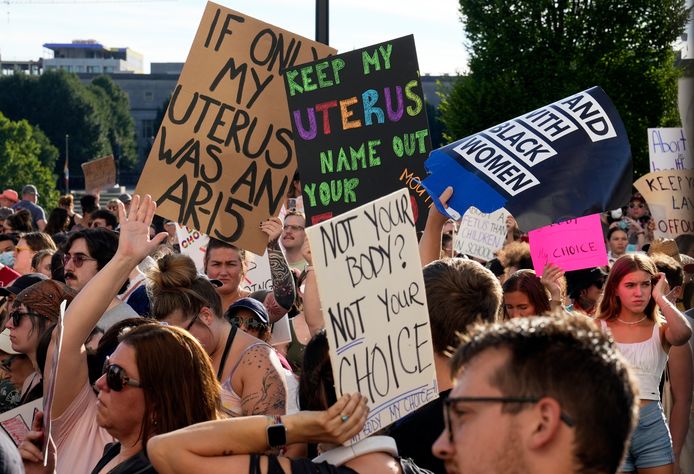 Protesten in Ohio waar een 10-jarig meisje geen abortusingreep kon laten uitvoeren na een verkrachting.