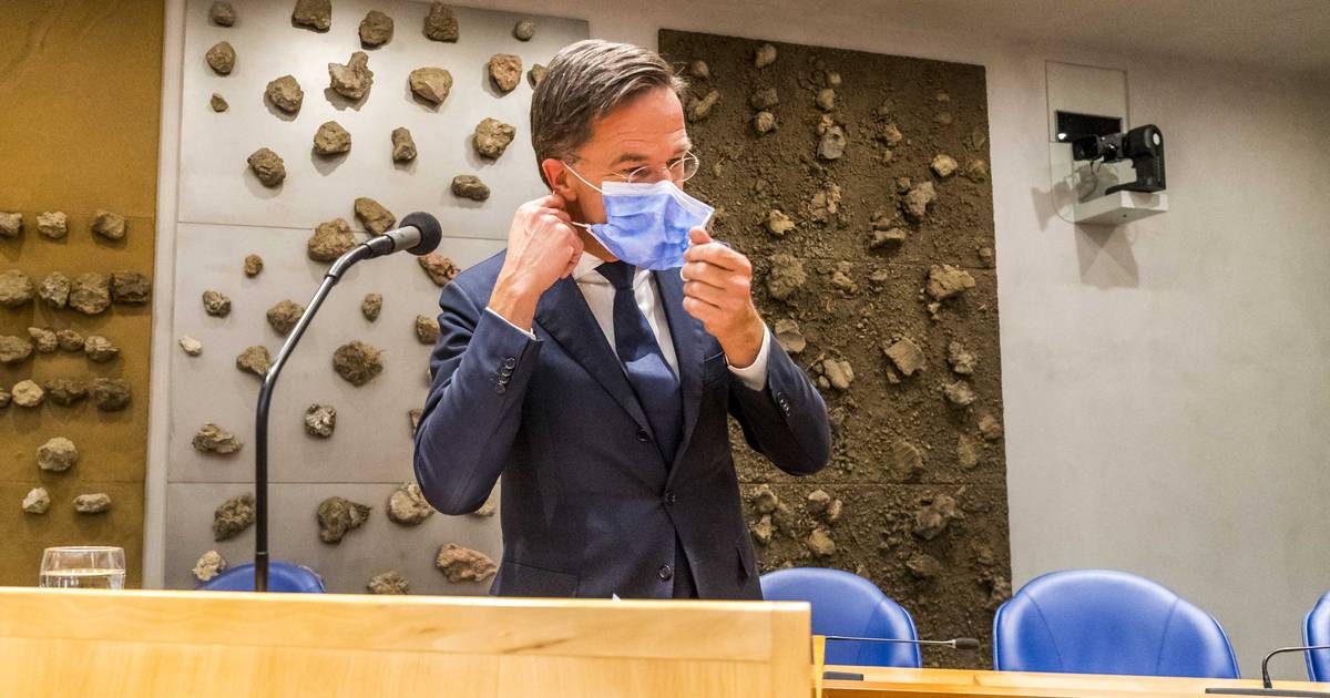 LIVE | Kamervoorzitter Bergkamp na botsing Wilders en Kamer: ‘Een collega als hoofddoek wegzetten, dan normeer ik’.