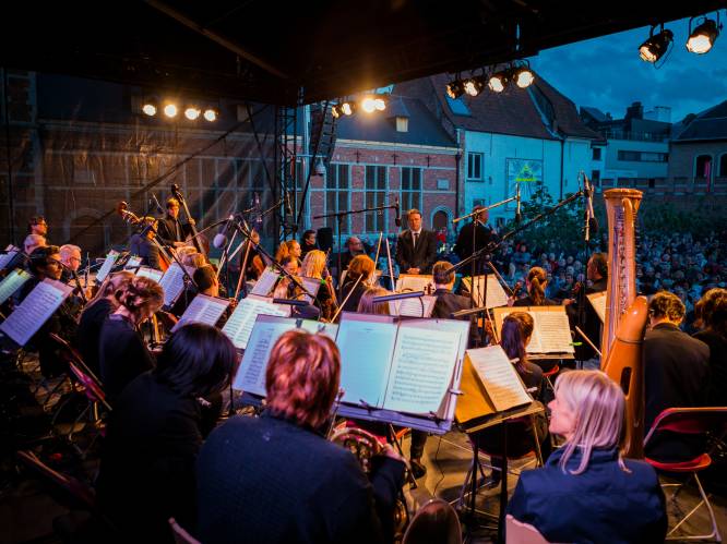 Havenhuis voor het eerst decor voor unieke symfonie van Casco Phil 