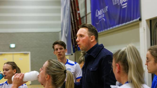 Clubman Jelle Visscher hoopt korfballers Wit-Blauw Kampen in veilige haven te loodsen
