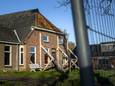 Een boerderij is gestut als gevolg van schade die is ontstaan door de gaswinning in Groningen.