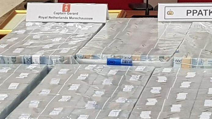Gelders hielden miljoenen voor de gek bij het bestellen van Koreaanse expresstests.  Corona.
