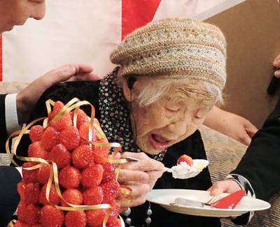 Le Japon détient le record du plus grand nombre de centenaires: 86.510!