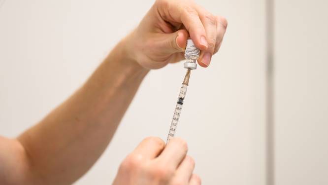 Hoge Gezondheidsraad acht vierde prik nodig voor mensen met verzwakt immuniteitsysteem