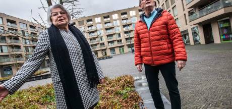 Bewoners Ketelhavenplein krijgen na vijf jaar eindelijk wat ze willen: minder tegels, meer groen