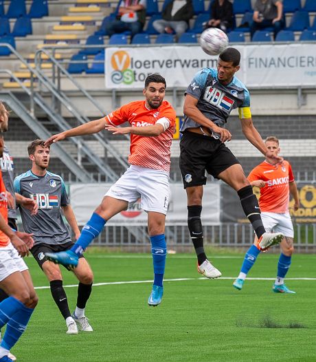 FC Eindhoven trapt af met dikke zege in Roosendaal: jeugd- en proefspelers vinden eenvoudig het net