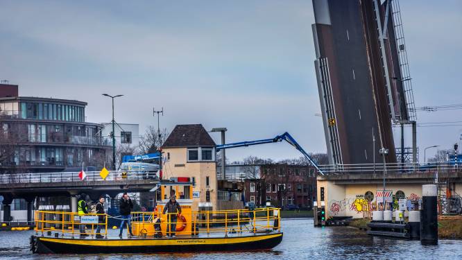 Hoornbrug weer open voor verkeer. Acht andere bruggen volgen nog, maar het ‘ergste leed is geleden’