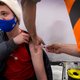 Ook jongens kunnen zich nu laten vaccineren tegen HPV. Steijn (17): ‘In de brief stond dat het vaccin beschermt tegen zes soorten kanker, dus ja’