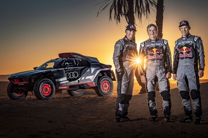De drie musketiers die het voor Audi moeten doen in de komende Dakar Rally: Stéphane Peterhansel, Carlos Sainz en Mattias Ekström (vlnr).