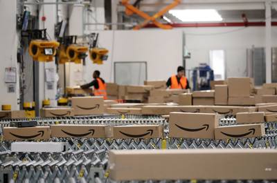 Britse magazijnmedewerkers grijpen Amazon Prime Day aan voor staking