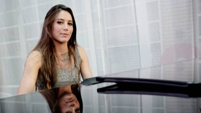 Iris Hond over storm na affaire met Marco: ‘Ik richt me op positieve dingen’