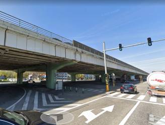 A12 richting Antwerpen opnieuw vrijgemaakt na ongeval ter hoogte van Viaduct Wilrijk