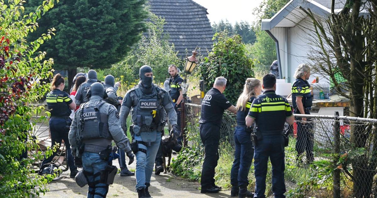 Inval bij ‘wapenleverancier van de onderwereld’ levert slechts drie kogels op: ‘Het was toch weer ra