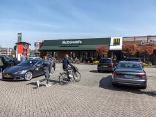 McDonald’s in Zwolle weer open na dubbele moord: ‘Voel me niet ongemakkelijk’