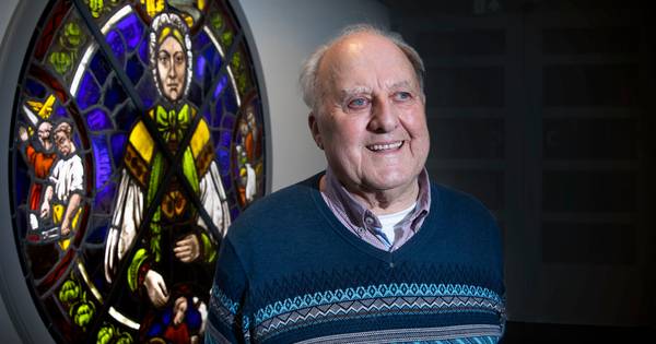 Broeder Fons neemt afscheid van zijn pelgrimshoeve in Vessem