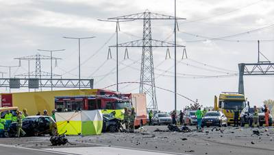 Politie: Oorzaak horrorcrash A2 mogelijk nooit meer te achterhalen