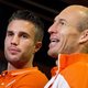 Robben neemt kapiteinsband van Van Persie over bij Oranje