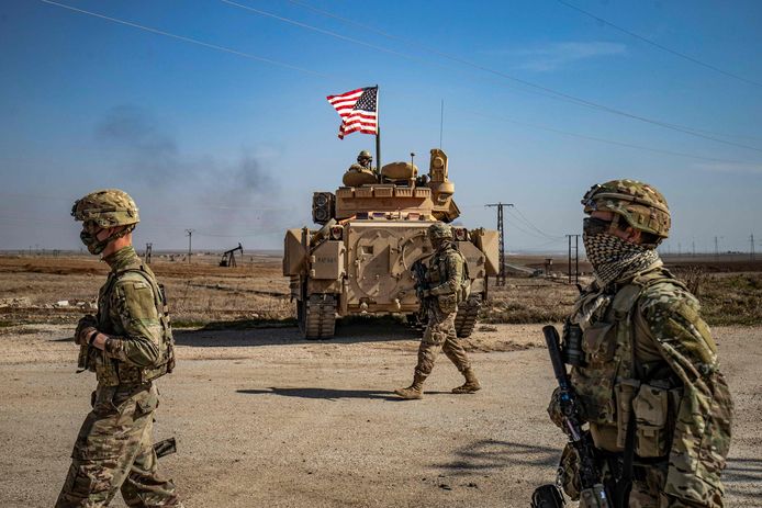 Amerikaanse militairen patrouilleren in Syrië in februari van dit jaar.