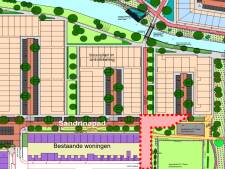 Foutje: nieuwe woningen en parkeerplaats in Palenstein zonder weg er naar toe
