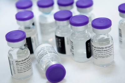 Londres acquiert 60 millions de vaccins Pfizer/BioNTech supplémentaires pour un rappel