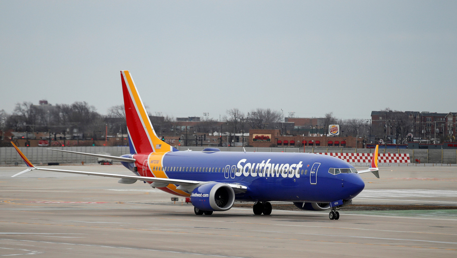 Boeing 737 MAX moet noodlanding maken in VS | Foto | hln.be