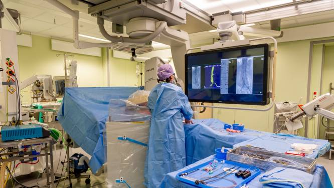 ETZ-chirurgen opereren als eerste met 3D aan bloedvaten: ‘Zo is er minder risico op complicaties’