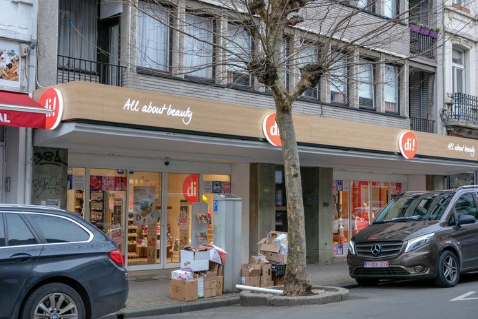 gewapende-overval-in-sint-gillis-brussel-hln-be