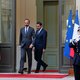 Macron schudt de regering op, maar wel met mate