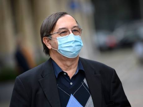 Yves Van Laethem sur la vaccination: “Vous aurez des effets secondaires”
