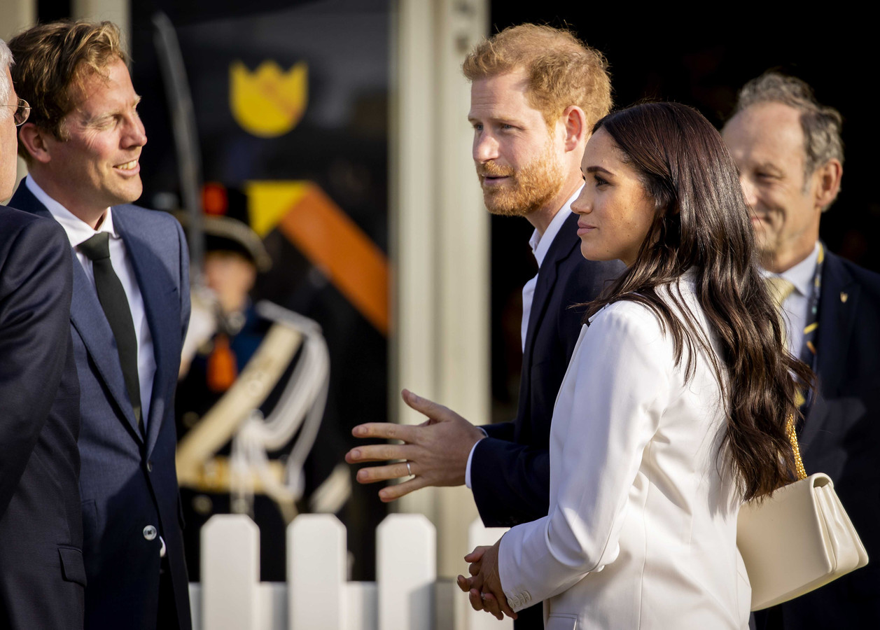 Prins Harry en Meghan Markle zijn in Den Haag, 300 paparazzi jagen op ...