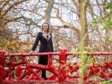 Greetje Bos trekt toch de toga weer uit de kast: ‘Alles wat ik in huis heb, heb ik gegeven’