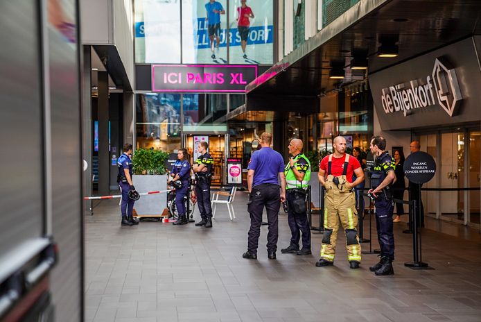 Deel Piazza ontruimd door brandje.